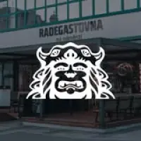 Radegastovna na náměstí logo